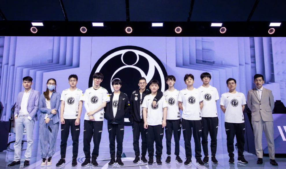 同样表现了 同样表现了