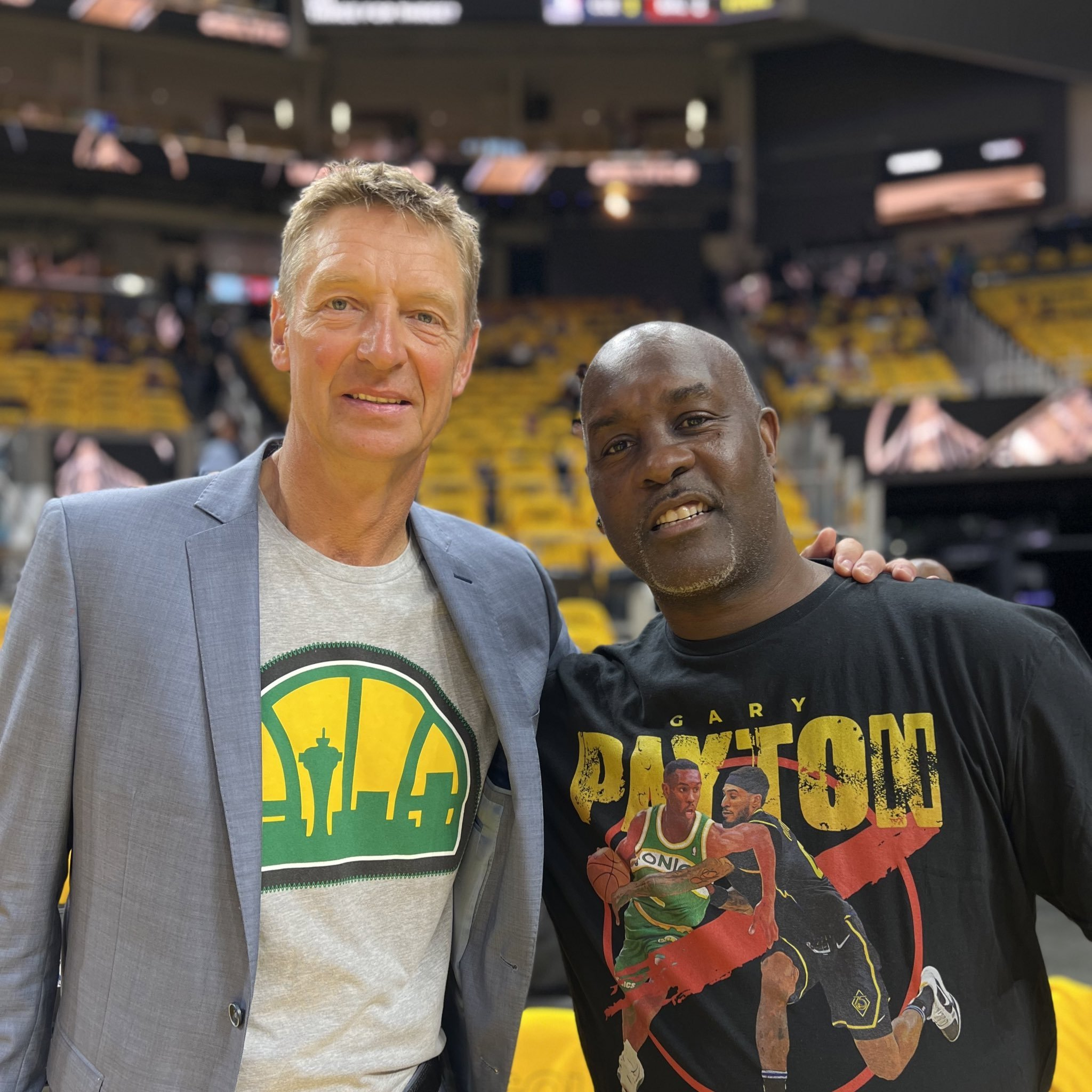 龙威与钟晋 龙威与钟晋