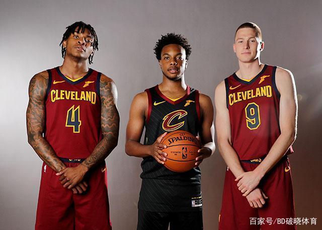 两个赛场 两个赛场